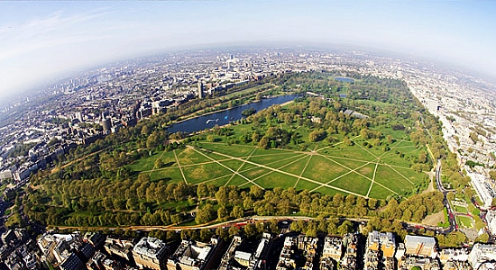 Гайд-парк, он же королевский парк, относится к числу знаковых достопримечательностей Лондона