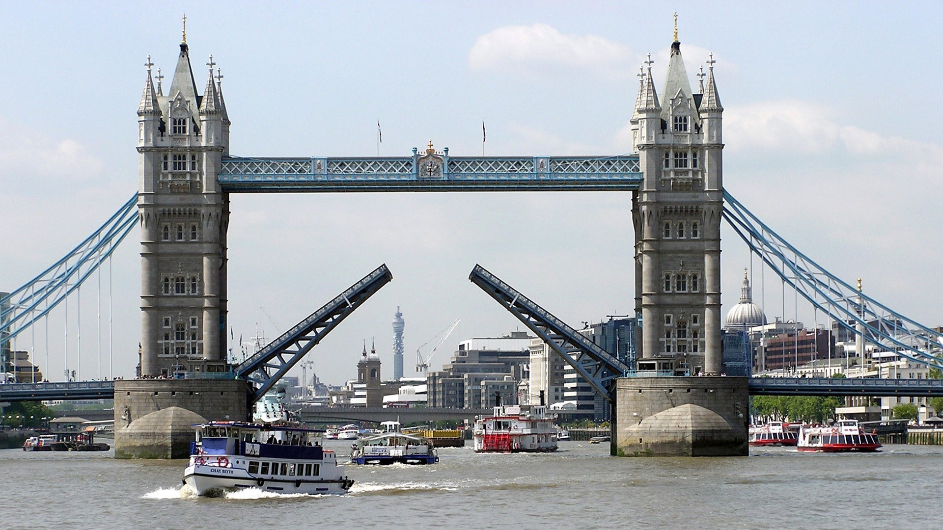 Что особенного в конструкции Tower Bridge