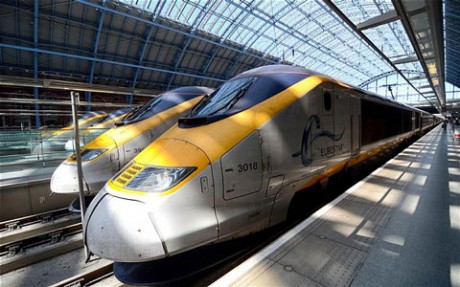Компания, занимающаяся высокоскоростными железнодорожными пассажирскими перевозками, Eurostar маршрут, который свяжет Лондон с Амстердамом, запустит в декабре 2016 года.