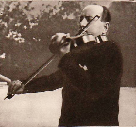 Скрипку Муссолини выставили на торги