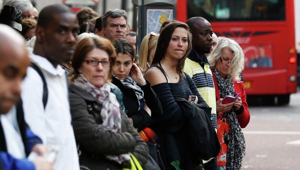 Работники лондонского метро должны завершить сегодня первый этап забастовки