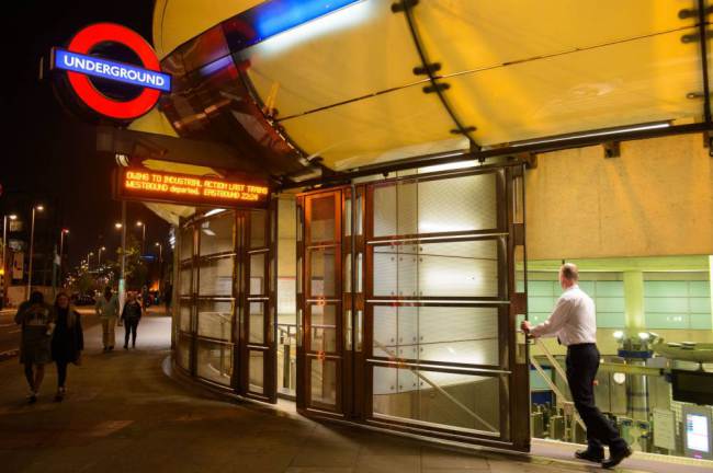 Забастовка метро: персонал лондонского метро может забастовать на праздничные выходные