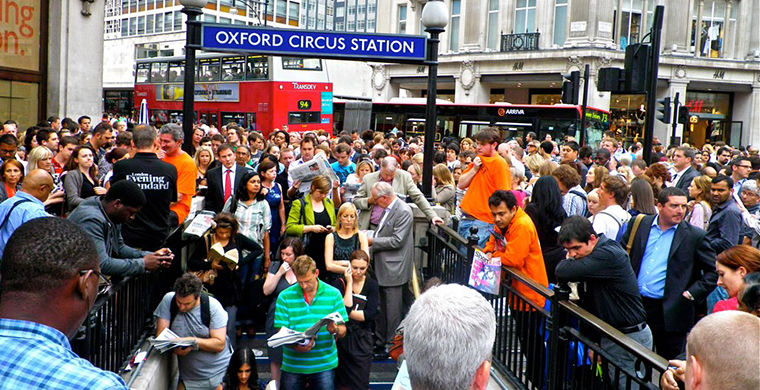 Британцы составили список вещей, которые не стоит делать туристам в Лондоне