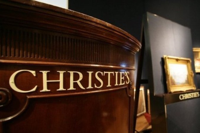 Аукционный дом Christies ограбили на 1,5 миллиона долларов
