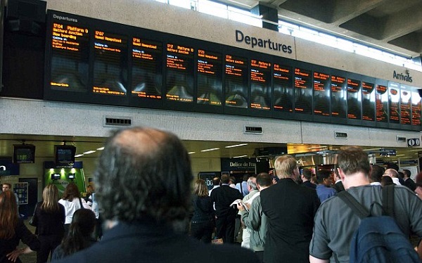 Правительство будет бороться с опозданиями поездов в Лондоне 