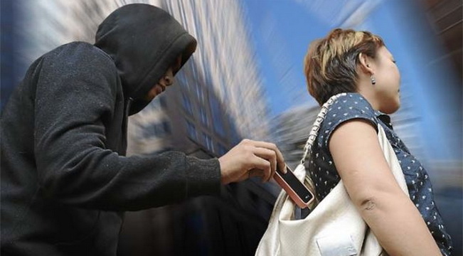 Кражи смартфонов в Лондоне упали на 50 % благодаря «кнопке смерти»